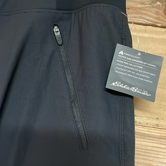 Eddie Bauer size 12 Black Straight Leg Lightweight Two Way Stretch UPF 50 Pants - Picture 4 of 10
